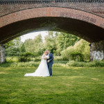 Hochzeitsshooting Brautpaar Brautstrauß
