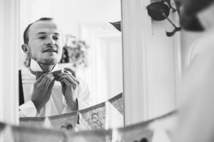 Bräutigam Getting Ready