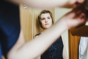 Mädchen Getting Ready